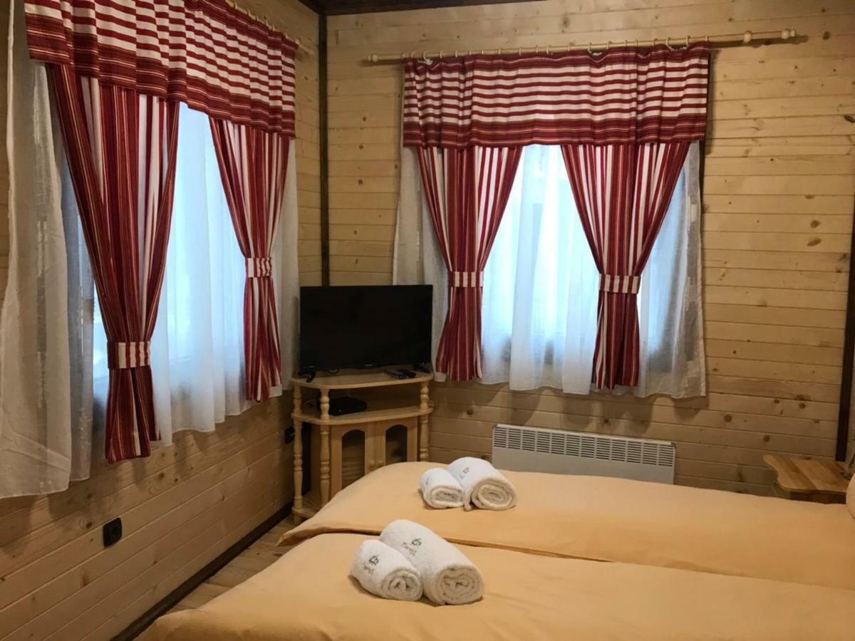 פמפורובו Family Hotel Ginger מראה חיצוני תמונה